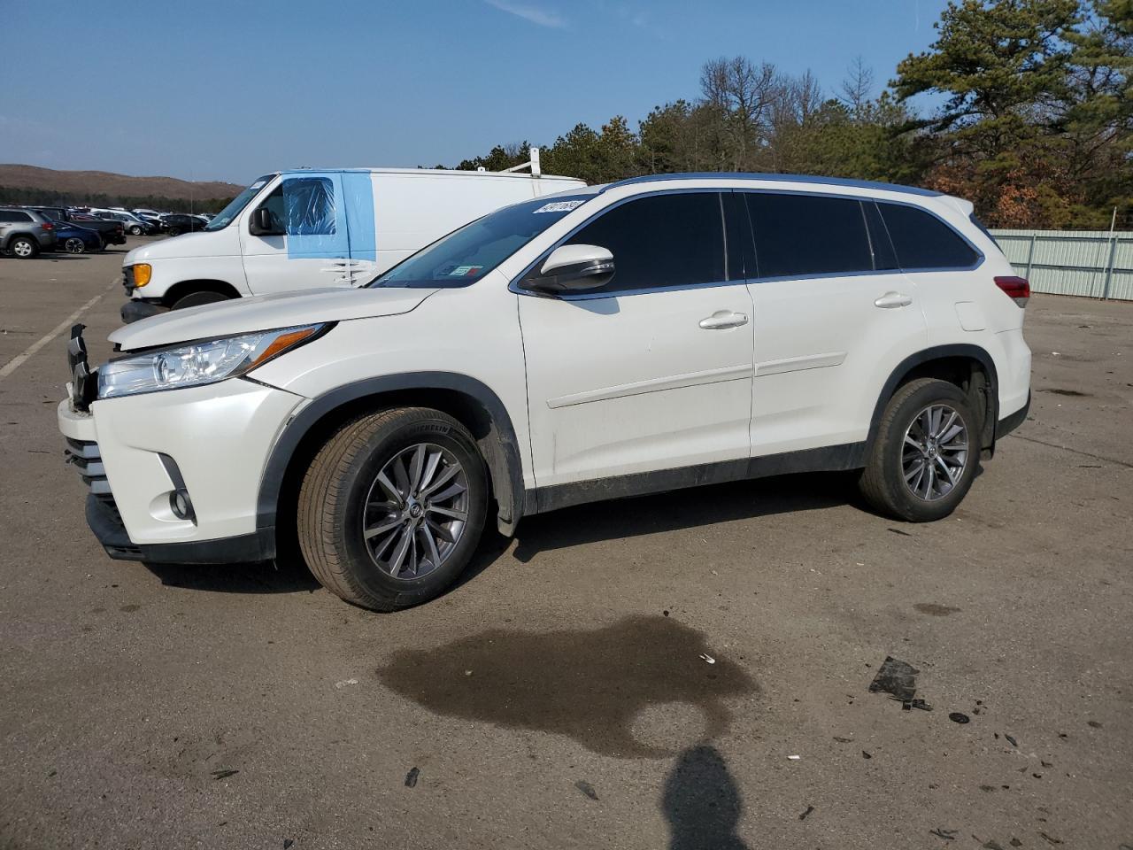 2019 TOYOTA HIGHLANDER