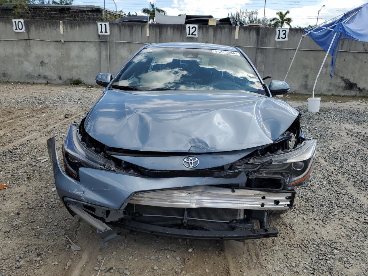 2020 TOYOTA COROLLA SE - Фото 5