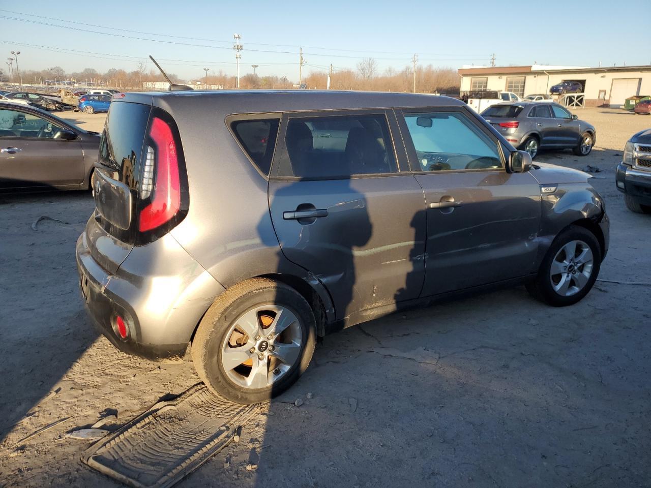 2017 KIA SOUL - Image 3