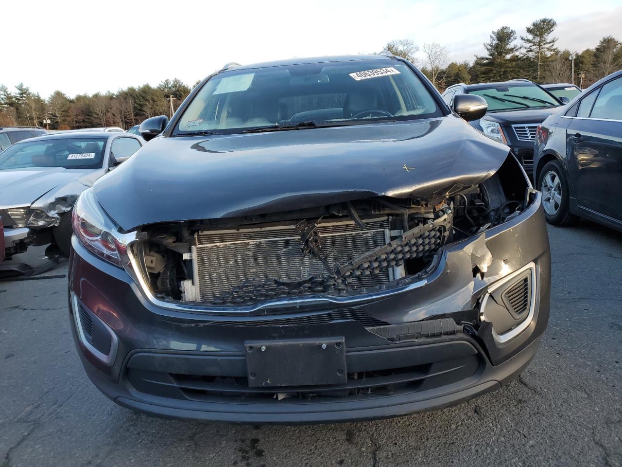 2017 KIA SORENTO LX - Фото 5