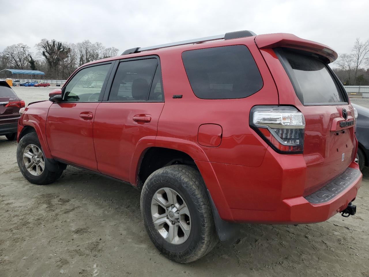 2020 TOYOTA 4RUNNER SR - Image 2