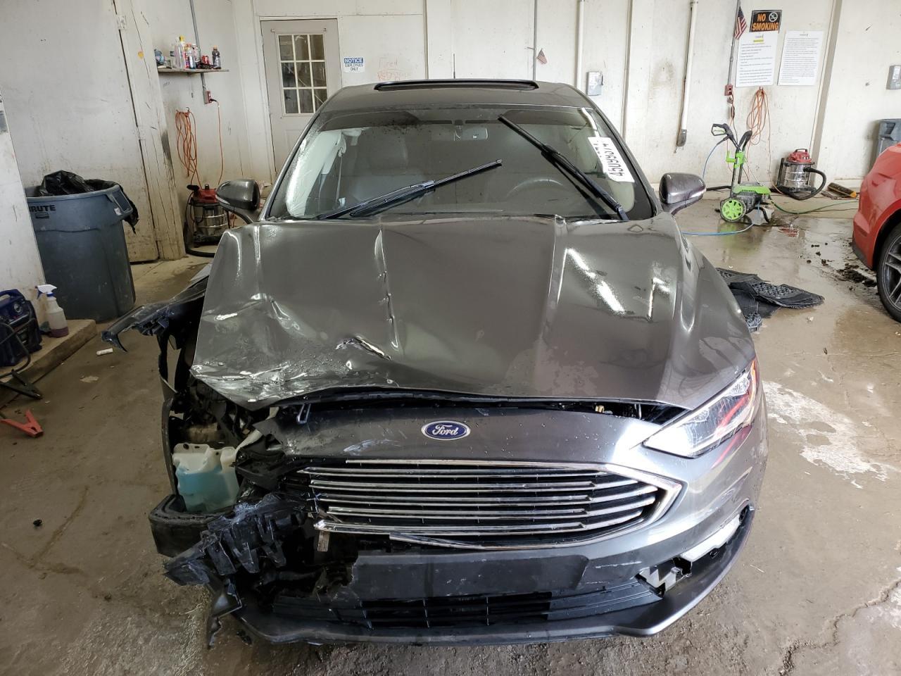 2017 FORD FUSION SE - Фото 5