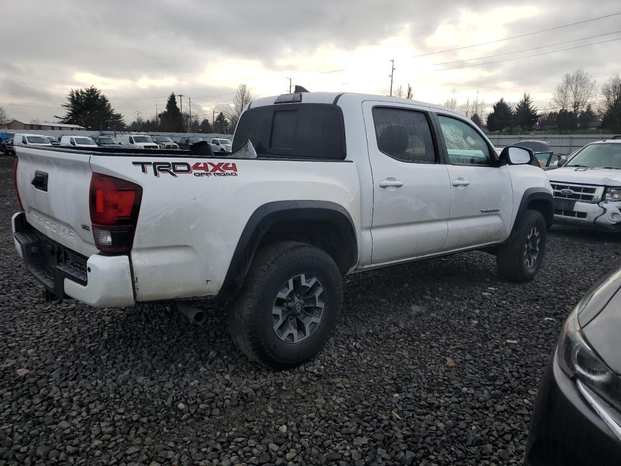 2018 TOYOTA TACOMA DOU - Image 3