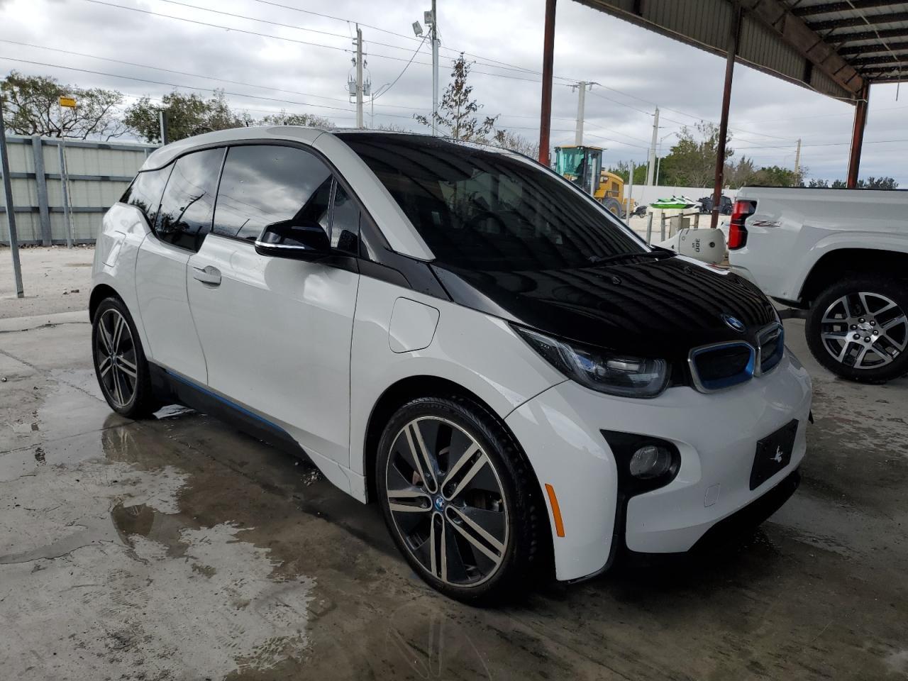 2017 BMW I3 REX - Image 4