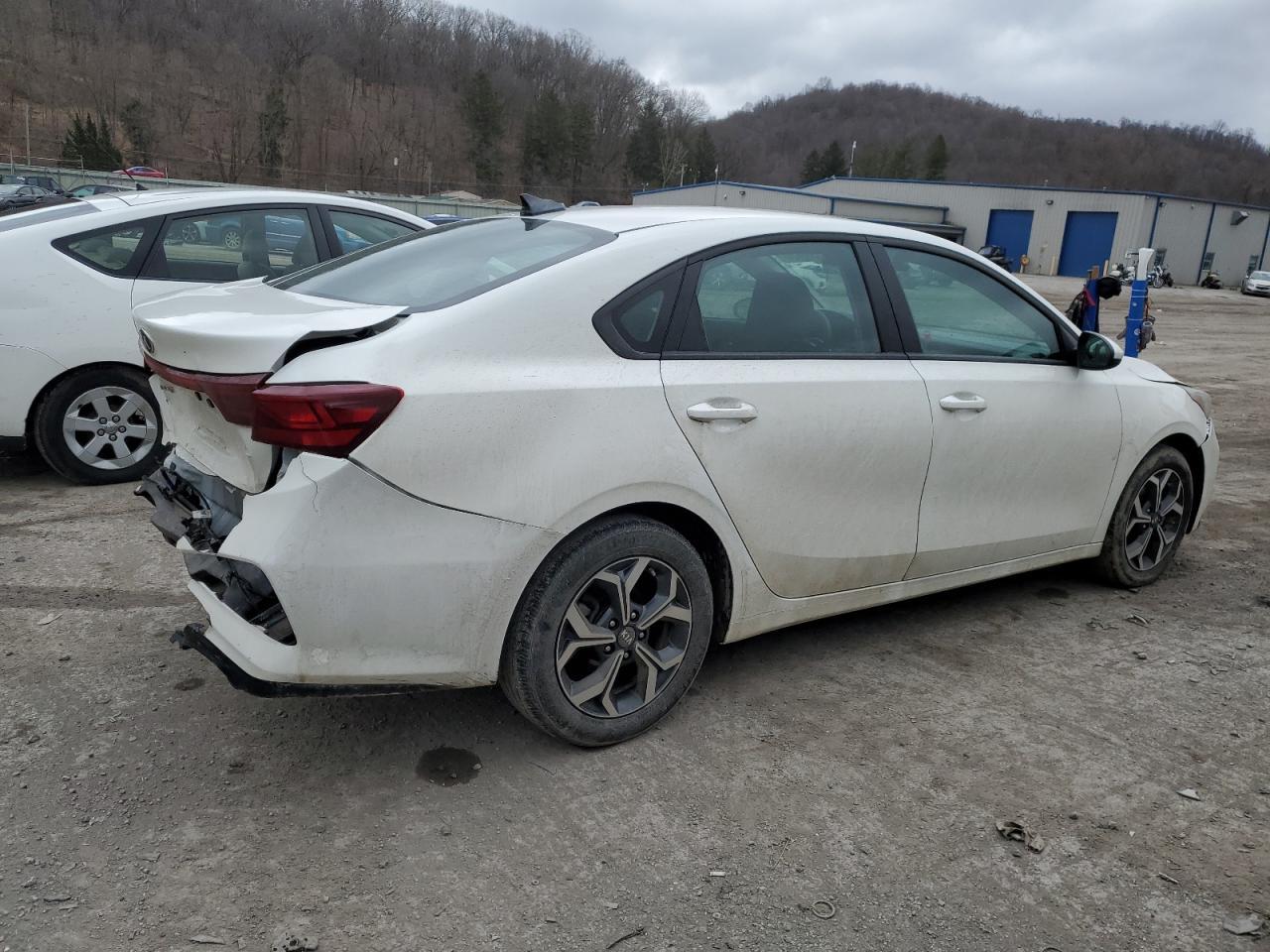 2020 KIA FORTE FE - Фото 3