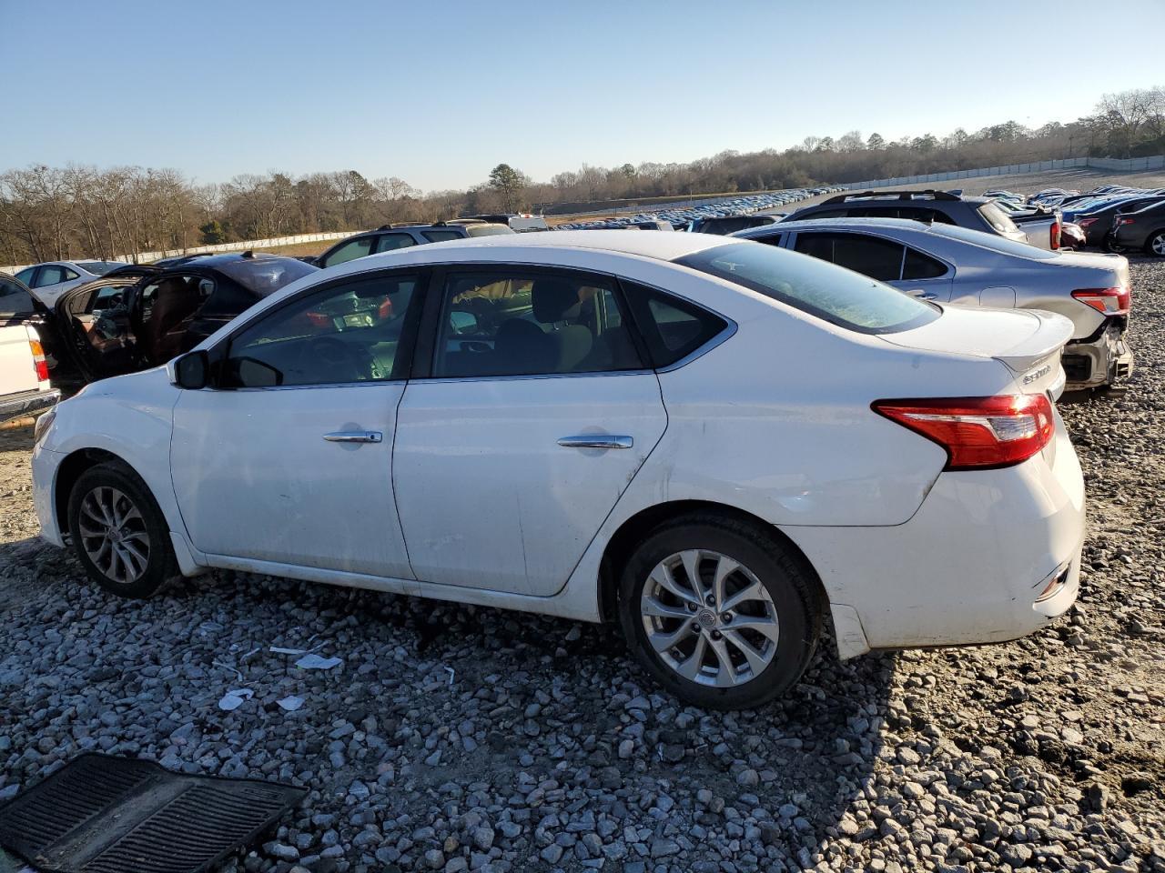 2017 NISSAN SENTRA S - Фото 2