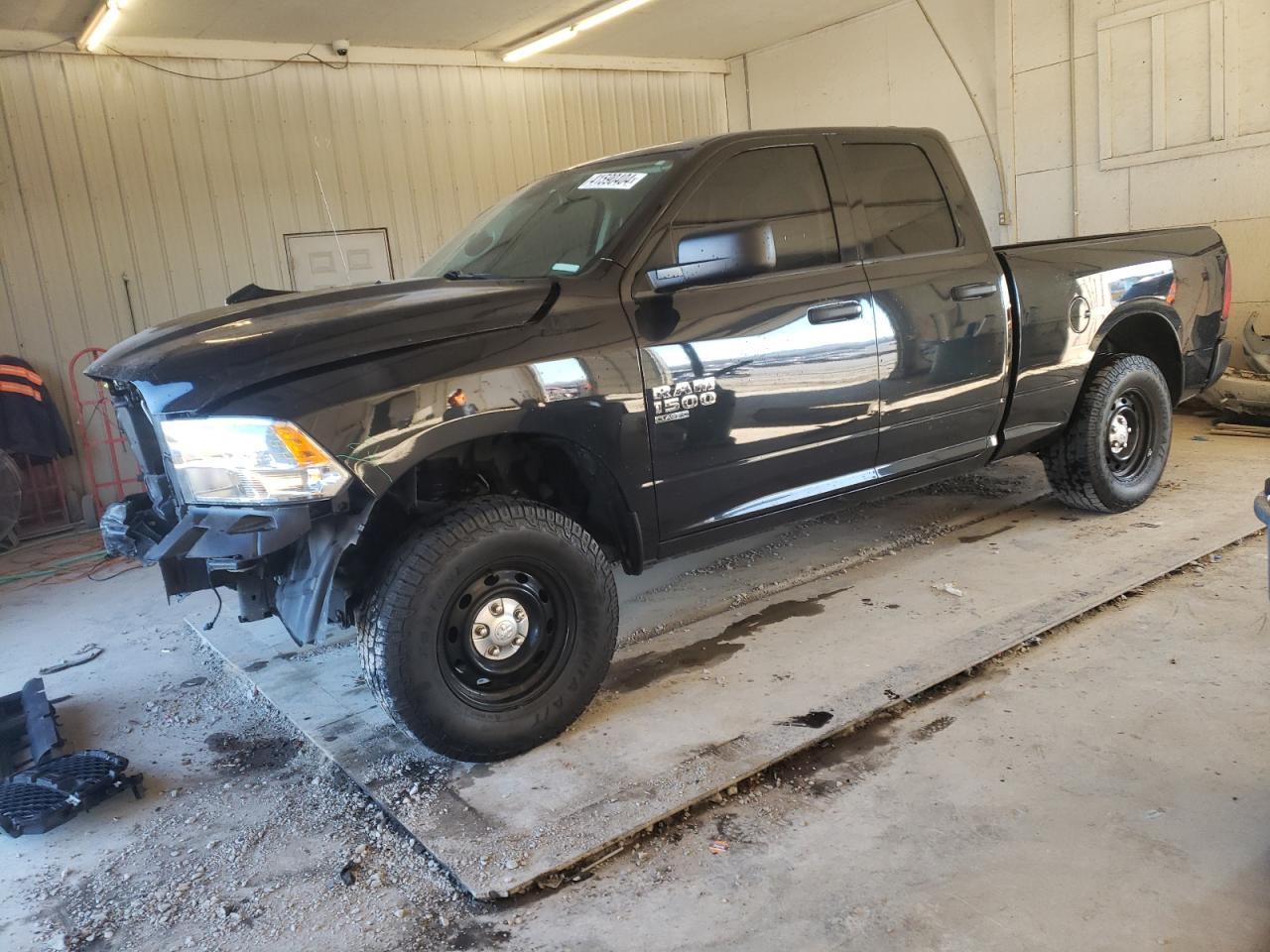2019 RAM 1500 CLASS