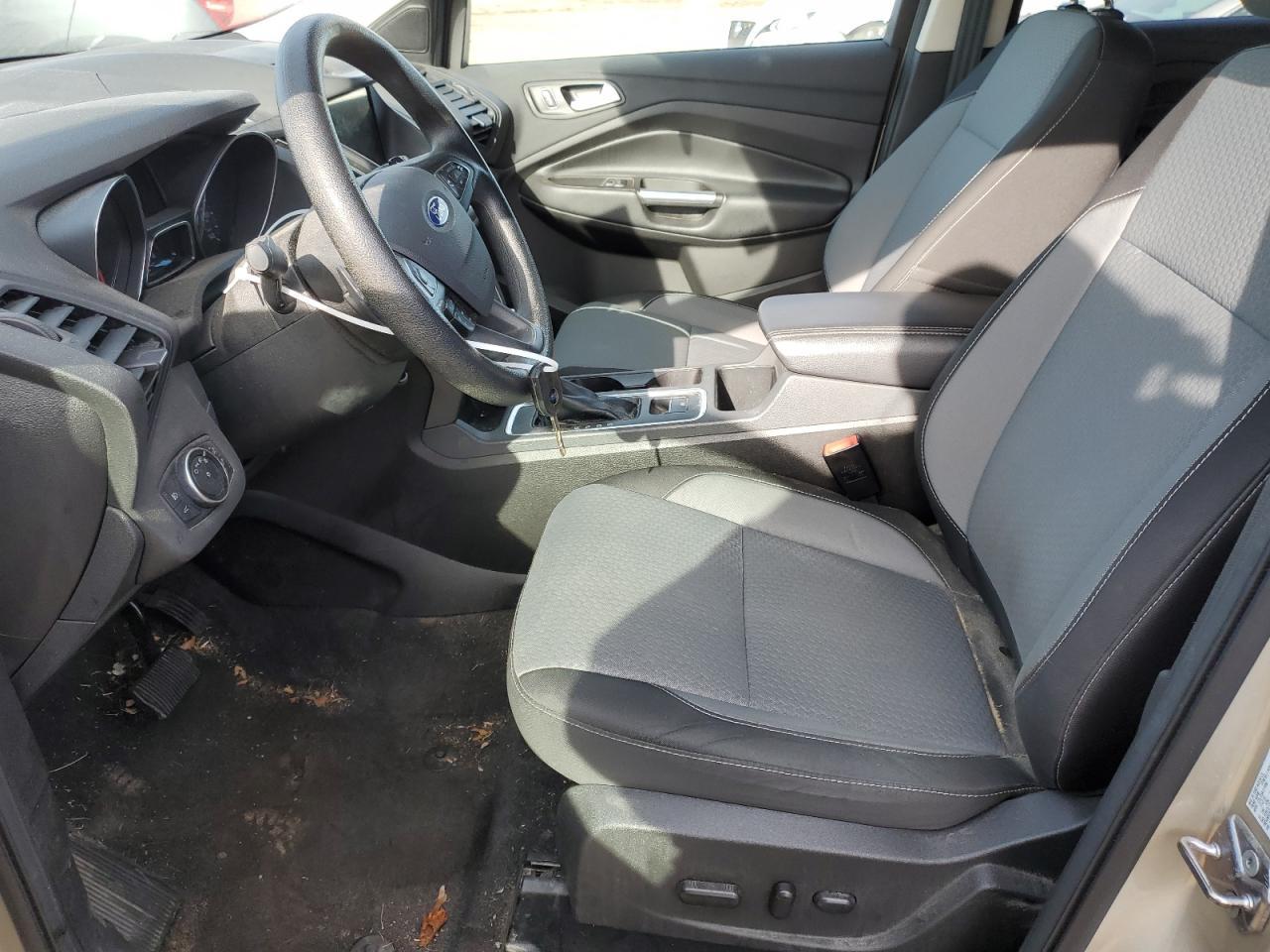 2017 FORD ESCAPE SE - Image 7