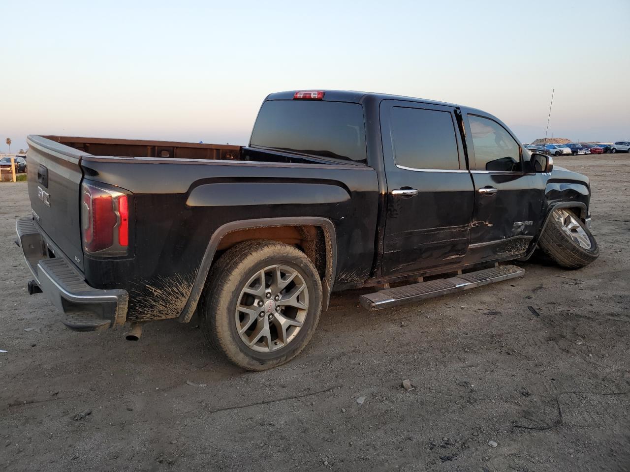 2017 GMC SIERRA K15 - Image 3