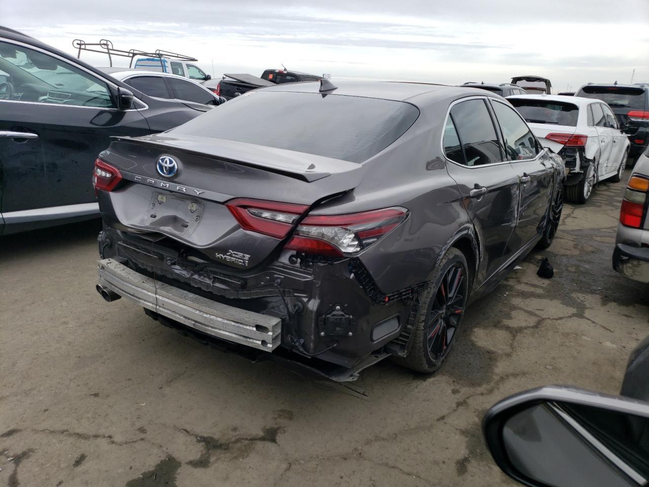 2022 TOYOTA CAMRY XSE - Image 3