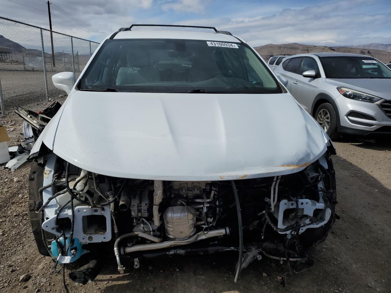 2017 CHRYSLER PACIFICA T - Image 5