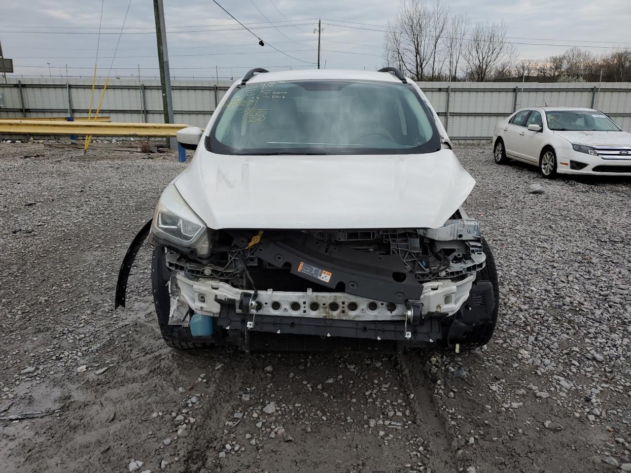 2017 FORD ESCAPE SE - Фото 5