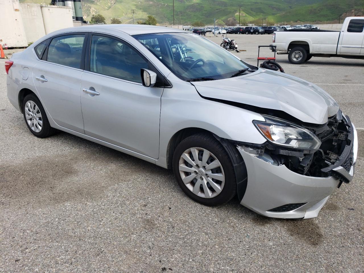 2017 NISSAN SENTRA S - Фото 4