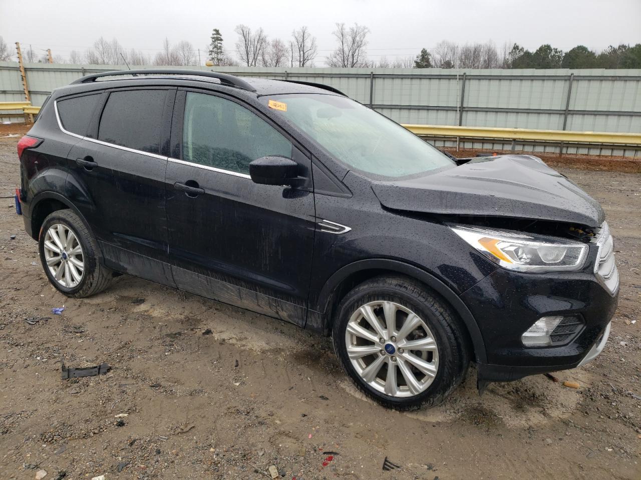 2019 FORD ESCAPE SEL - Image 4