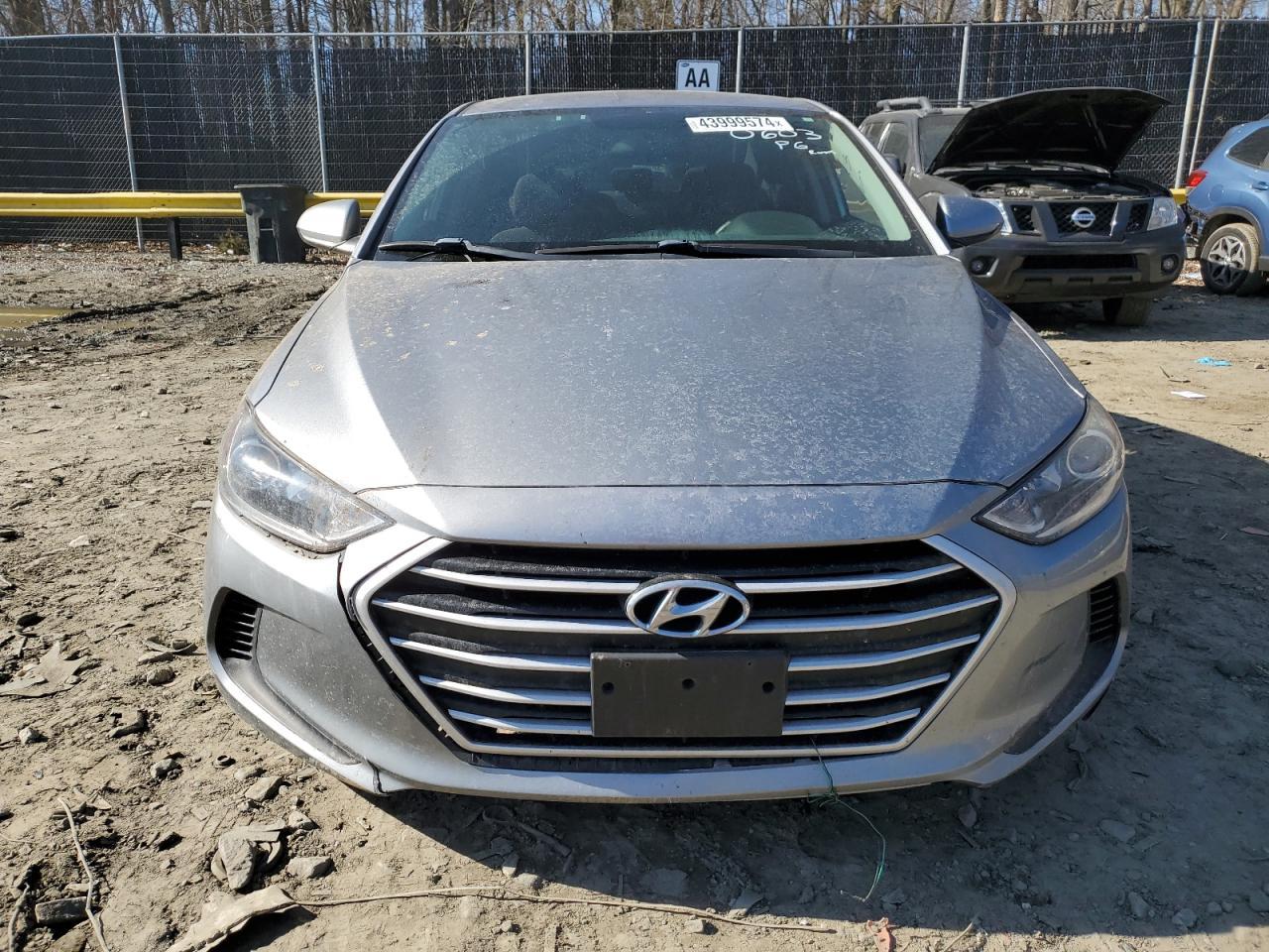 2017 HYUNDAI ELANTRA SE - Image 5