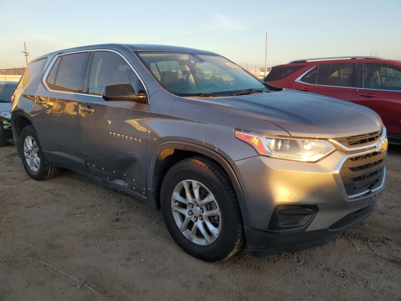 2018 CHEVROLET TRAVERSE L - Фото 4