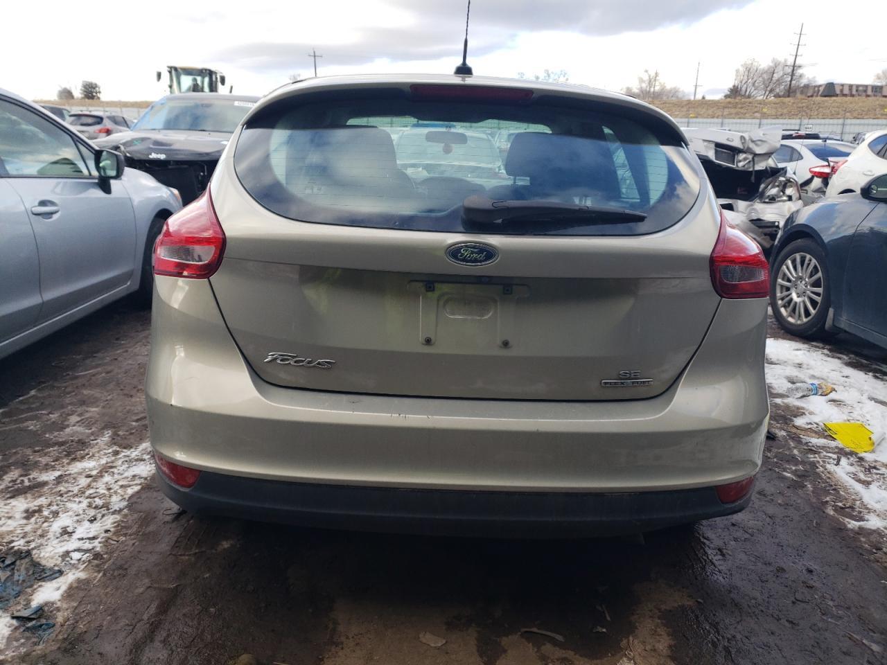 2016 FORD FOCUS SE - Image 6