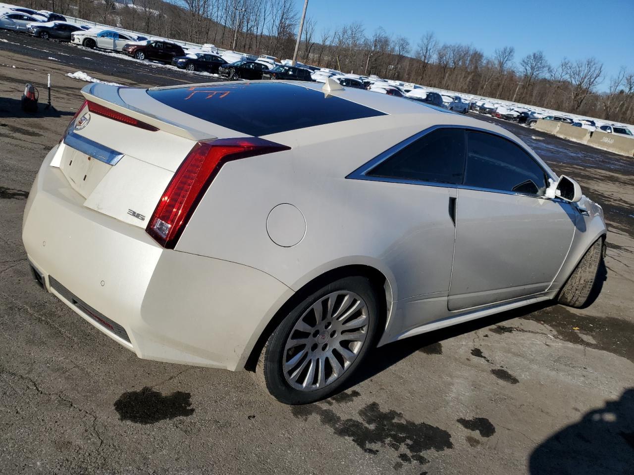 2011 CADILLAC CTS PREMIU - Фото 3