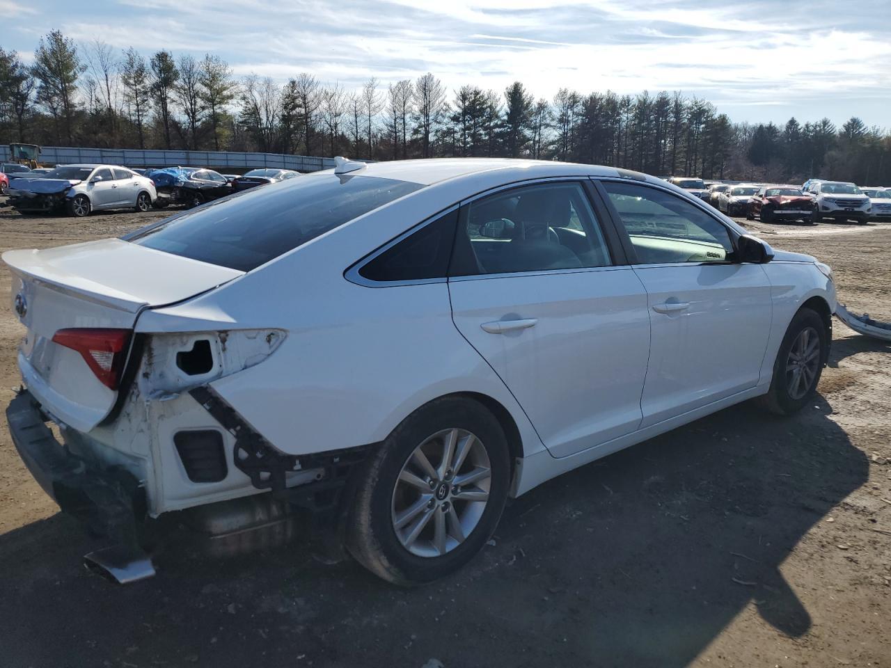 2017 HYUNDAI SONATA SE - Фото 3