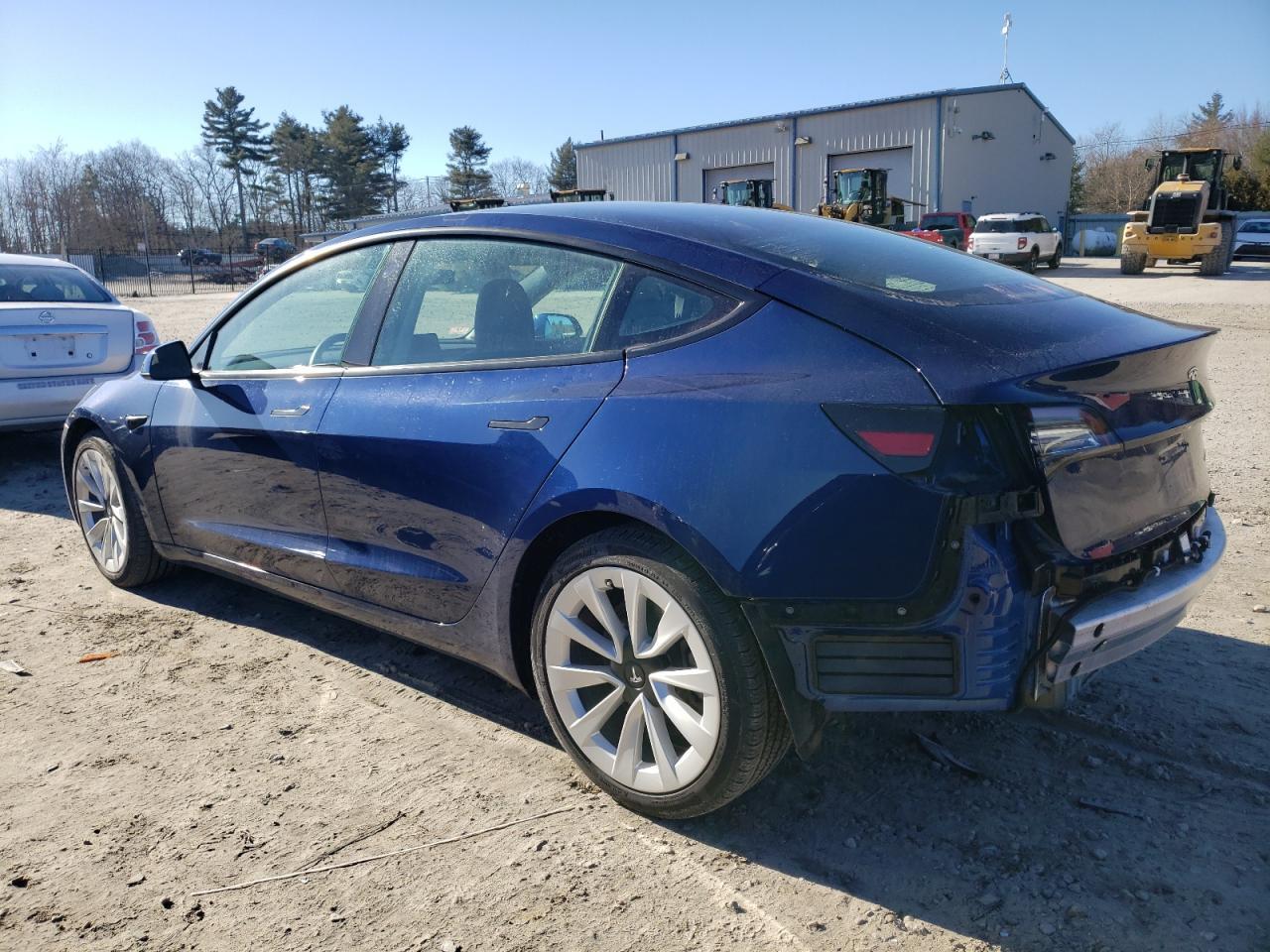 2022 TESLA MODEL 3 - Фото 2