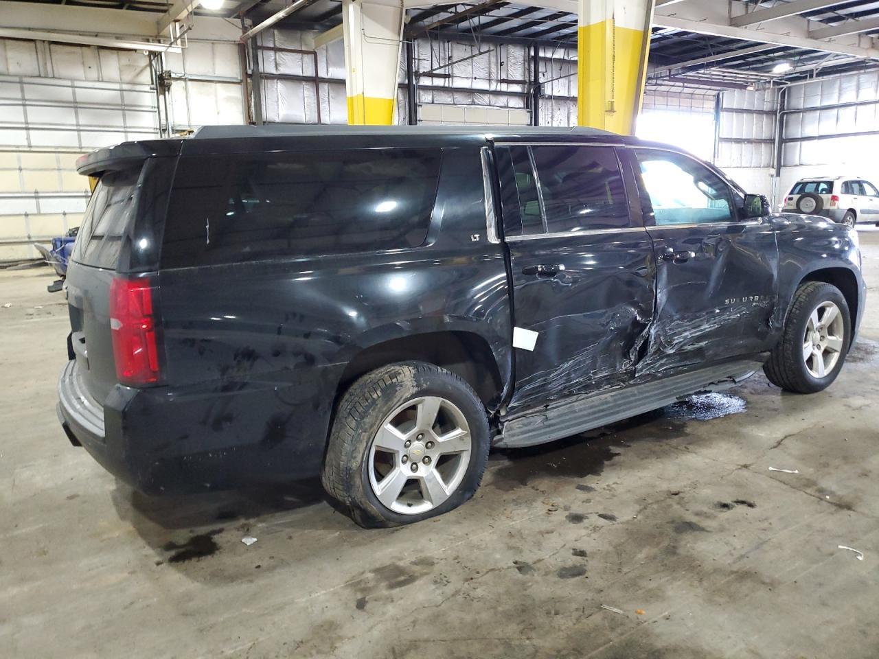 2016 CHEVROLET SUBURBAN K - Фото 3