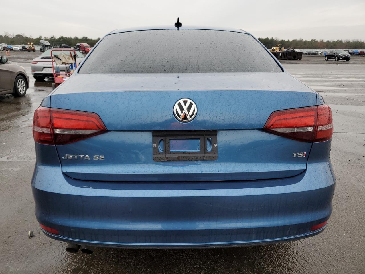 2017 VOLKSWAGEN JETTA SE - Image 6