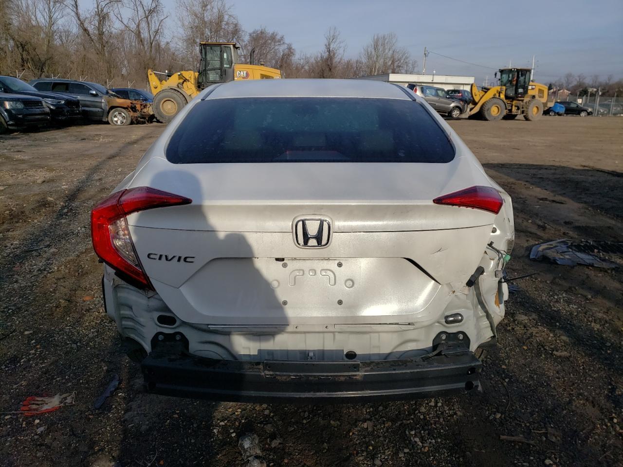 2019 HONDA CIVIC LX - Image 6