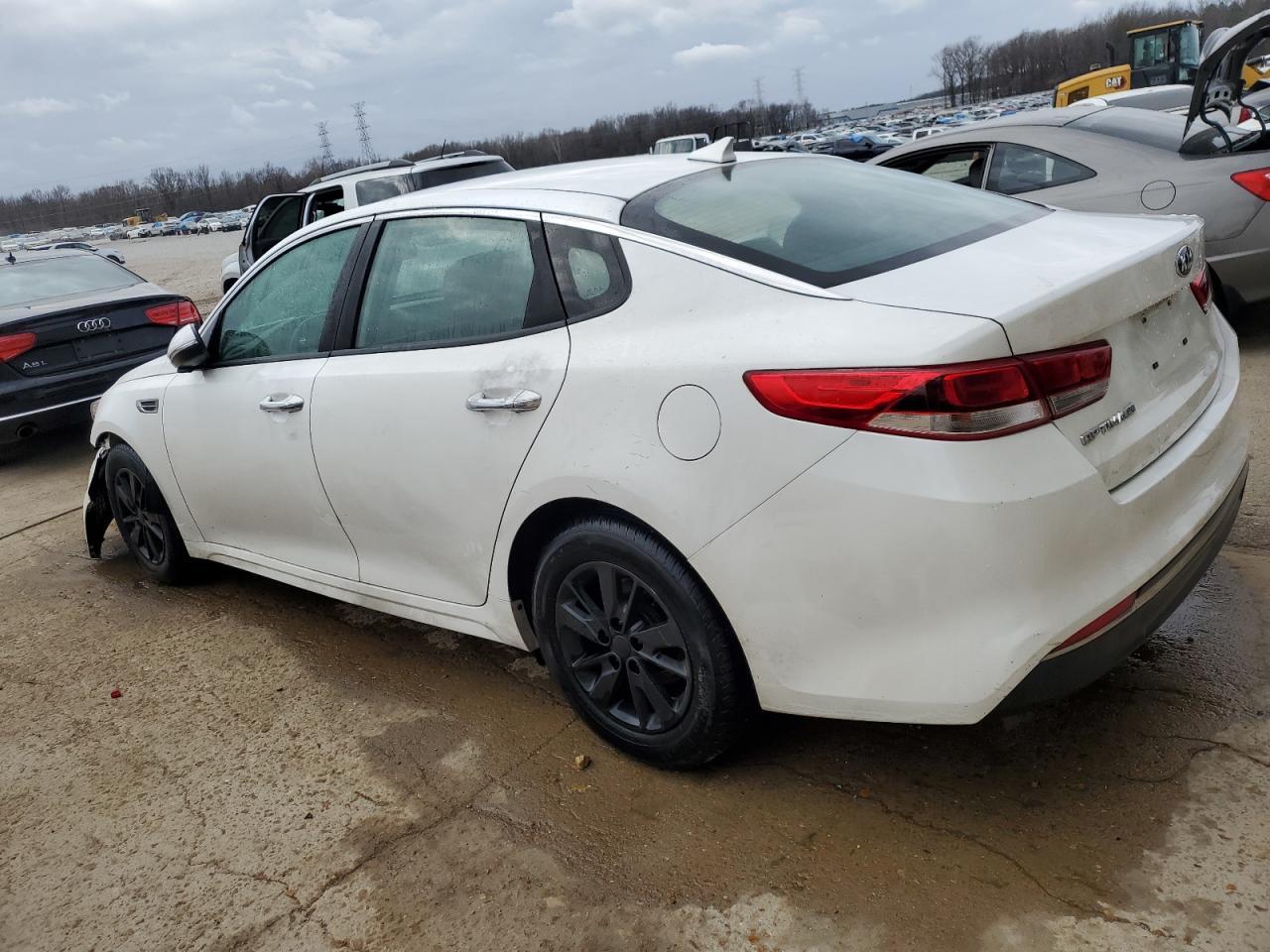 2016 KIA OPTIMA LX - Фото 2