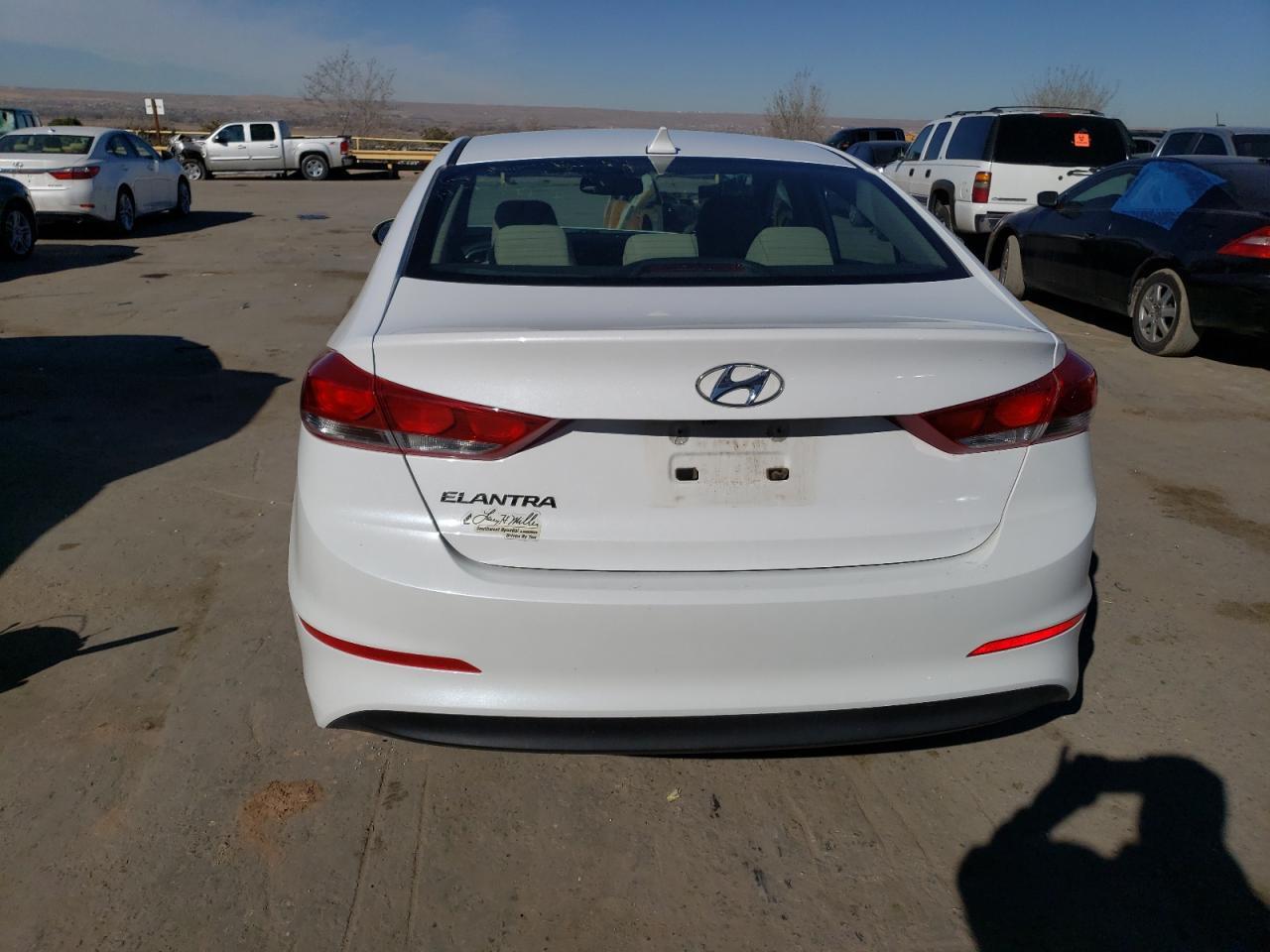 2018 HYUNDAI ELANTRA SE - Фото 6