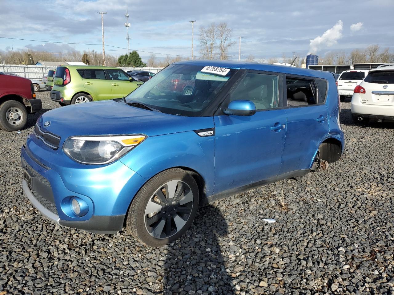 2017 KIA SOUL + car image