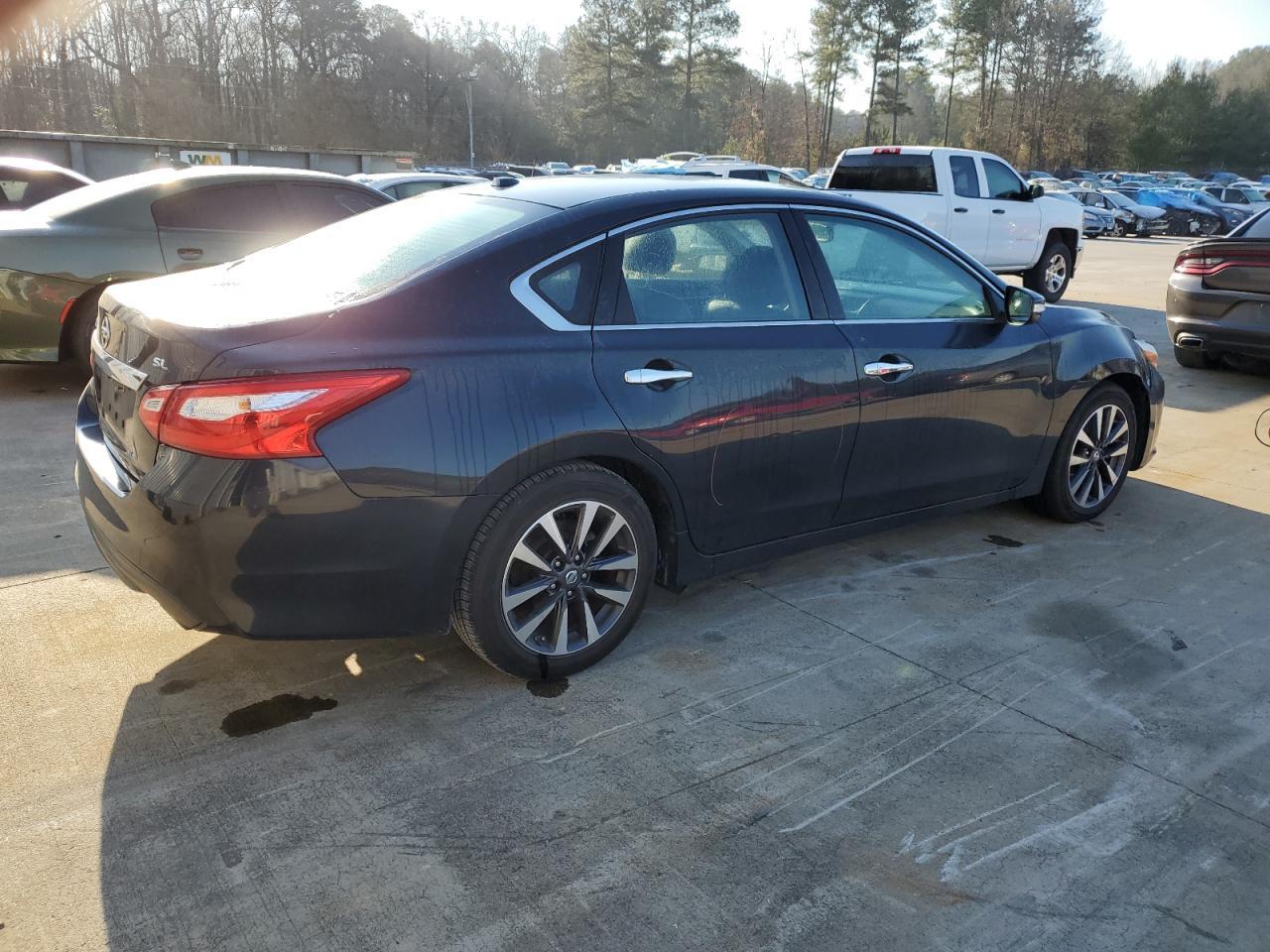 2017 NISSAN ALTIMA 2.5 - Фото 3