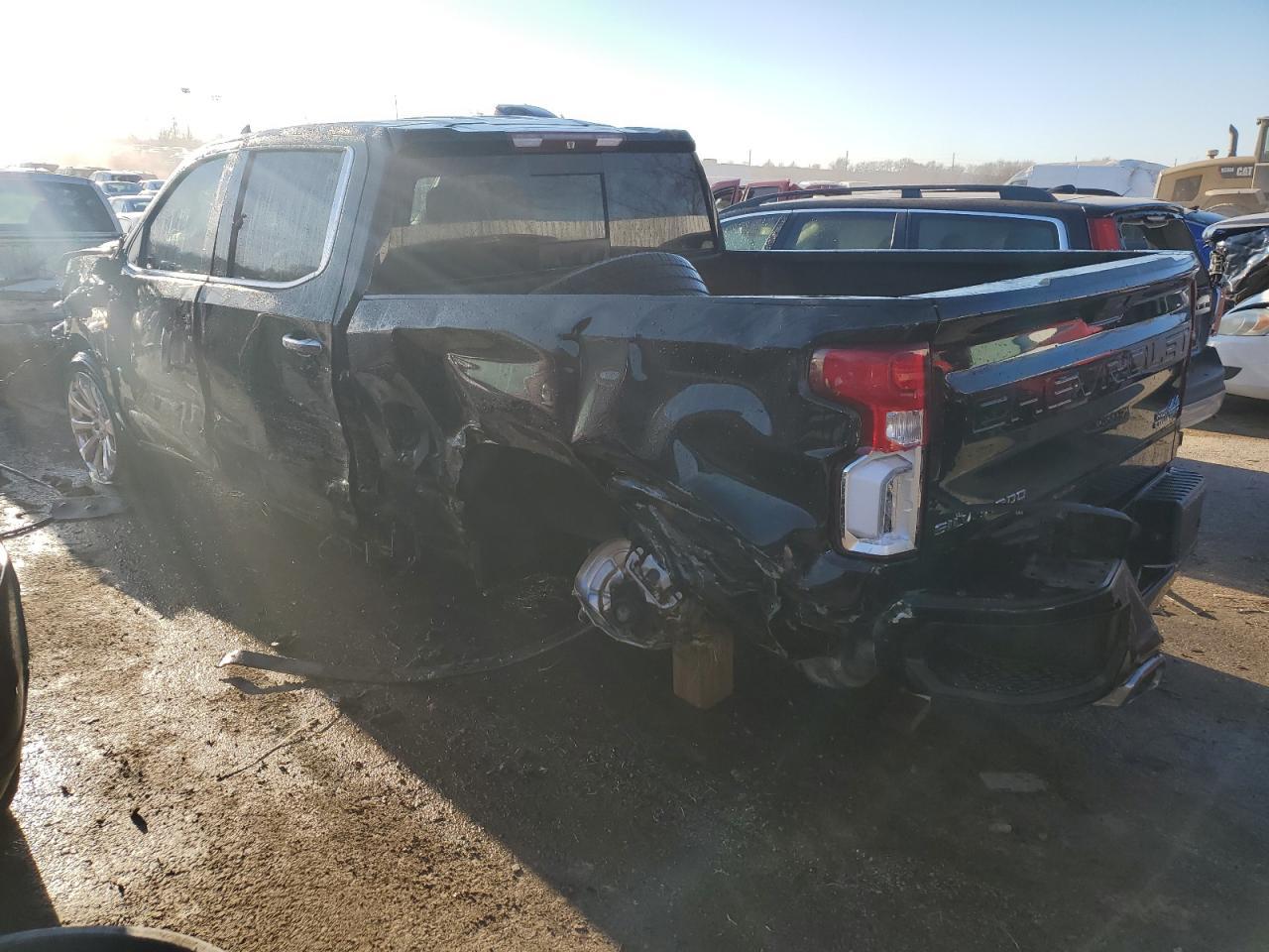 2019 CHEVROLET SILVERADO - Image 2