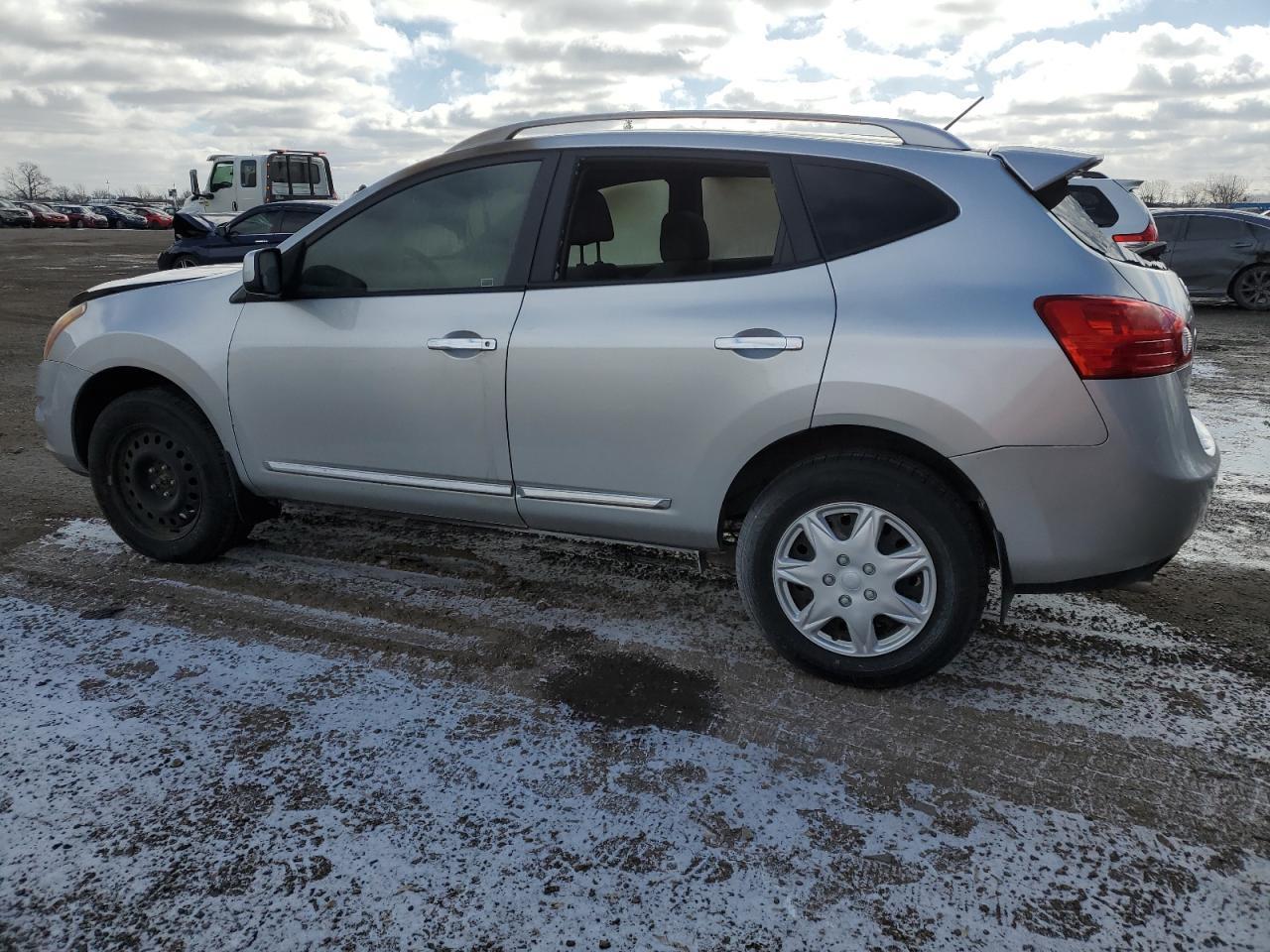 2013 NISSAN ROGUE S - Image 2