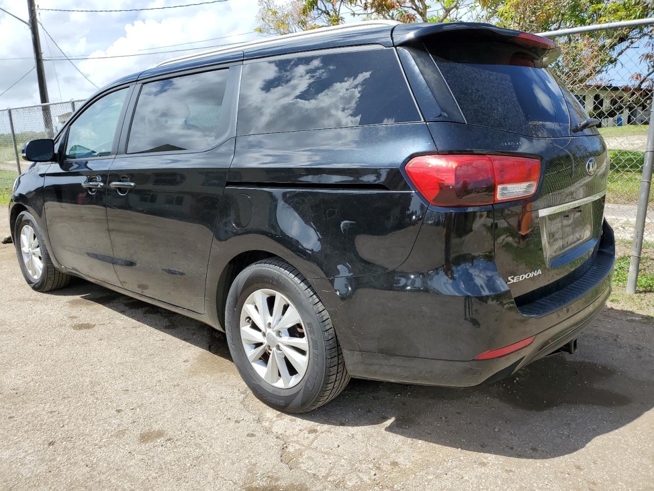 2017 KIA SEDONA LX - Фото 2
