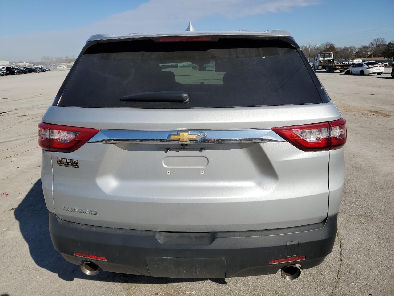 2020 CHEVROLET TRAVERSE L - Фото 6