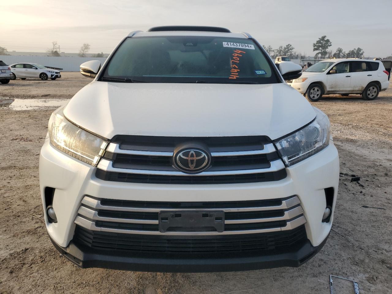 2018 TOYOTA HIGHLANDER - Фото 5