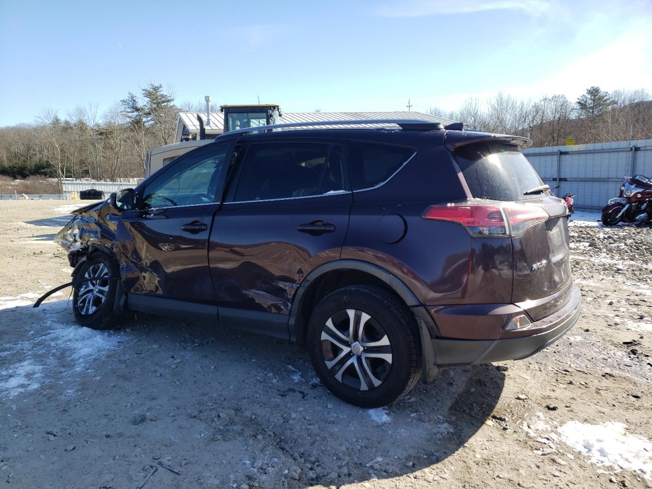 2018 TOYOTA RAV4 LE - Image 2
