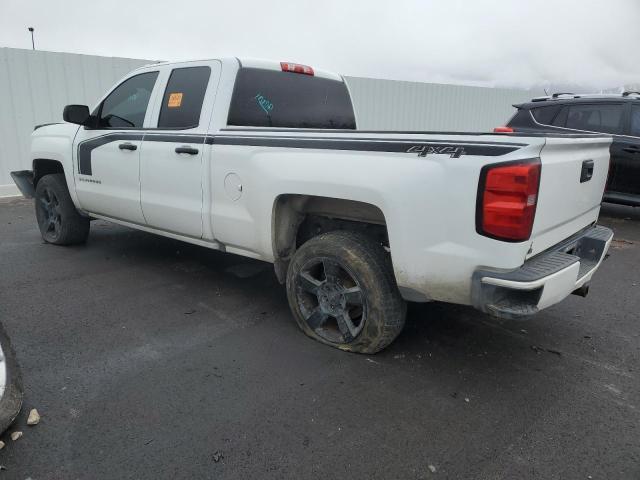 2016 Chevrolet Silverado K1500 Custom - Фото 2