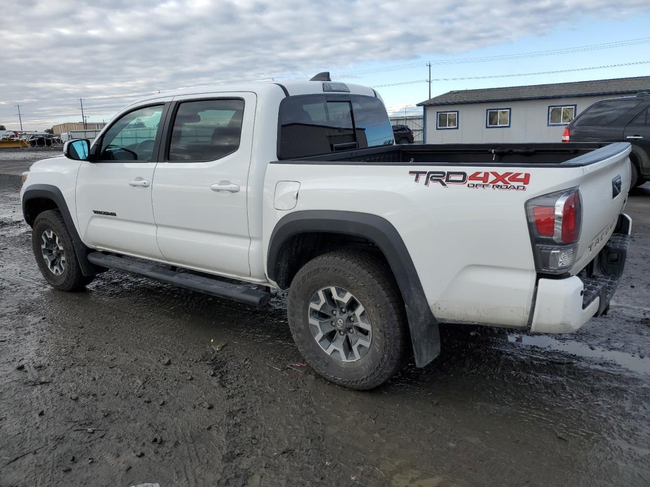 2023 TOYOTA TACOMA DOU - Фото 2