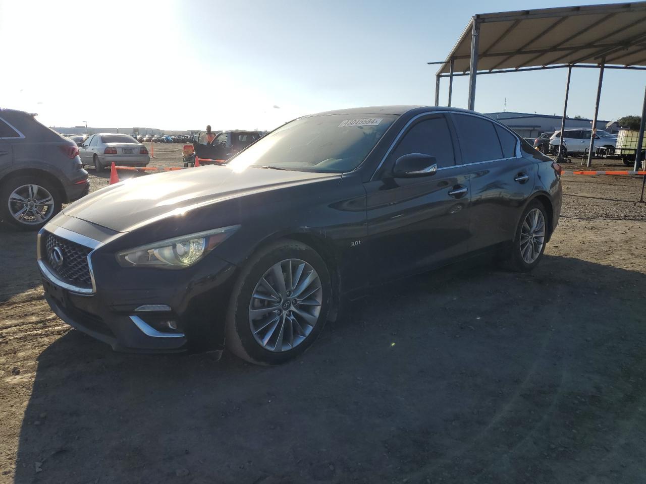 2018 INFINITI Q50 LUXE