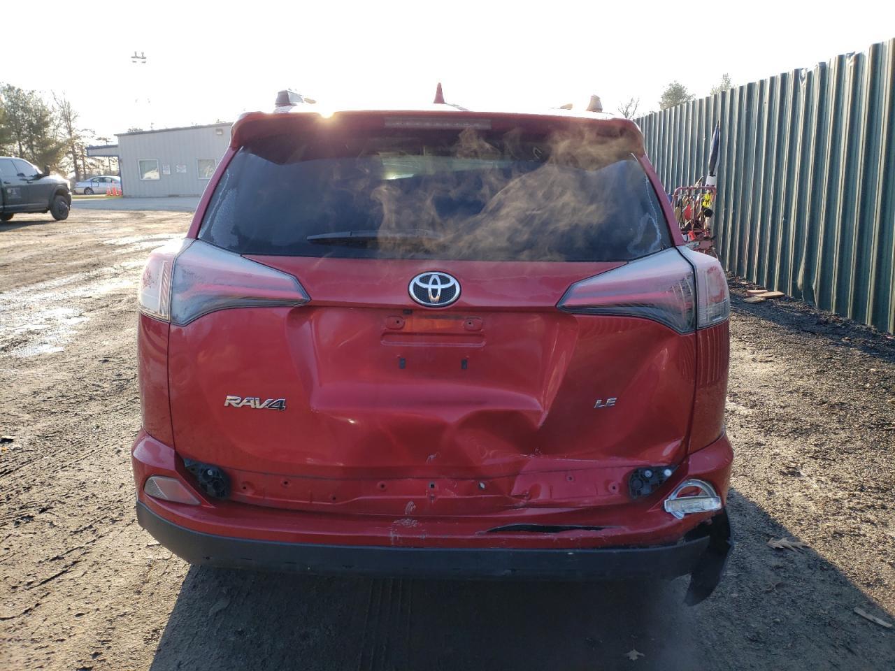 2017 TOYOTA RAV4 LE - Image 6