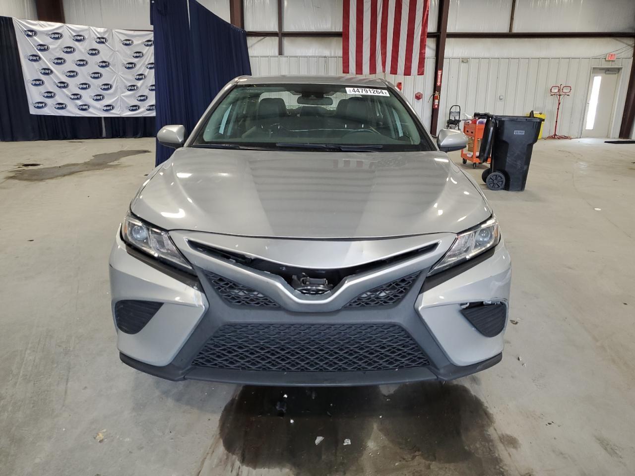 2020 TOYOTA CAMRY SE - Image 5