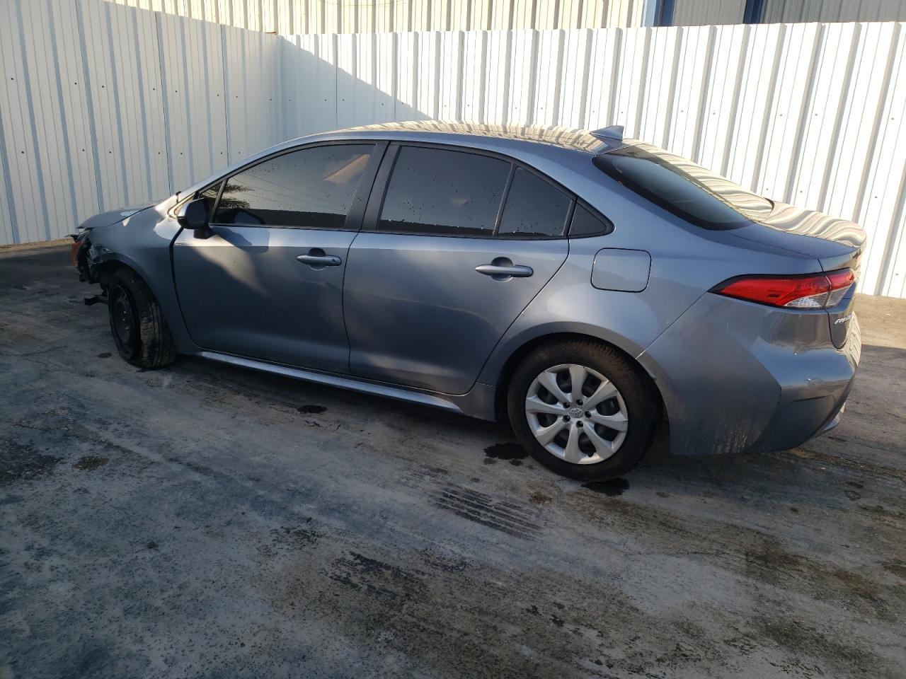 2022 TOYOTA COROLLA LE - Image 2