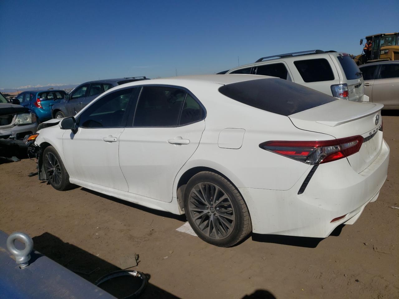 2018 TOYOTA CAMRY L - Фото 2