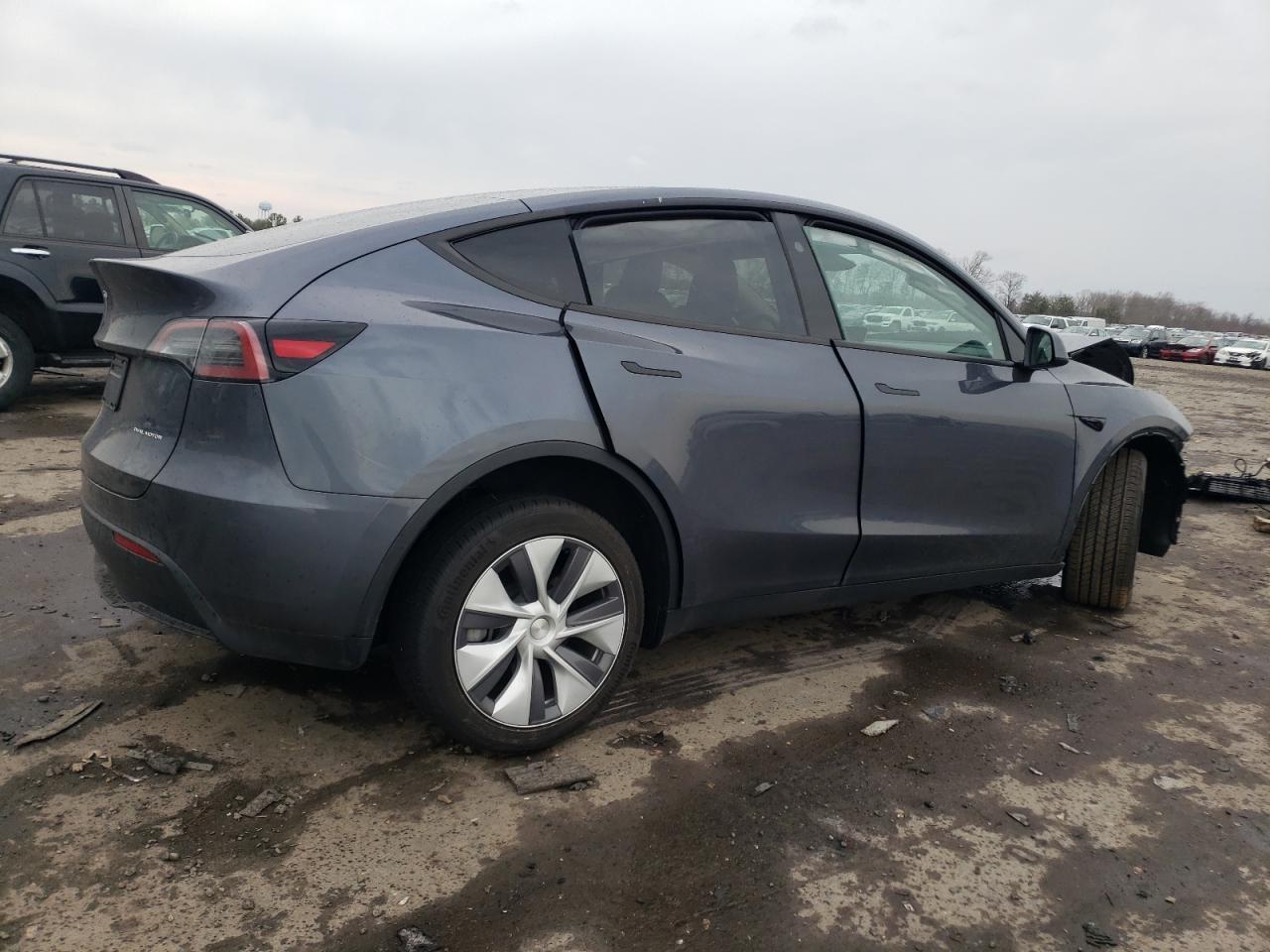 2023 TESLA MODEL Y - Image 3