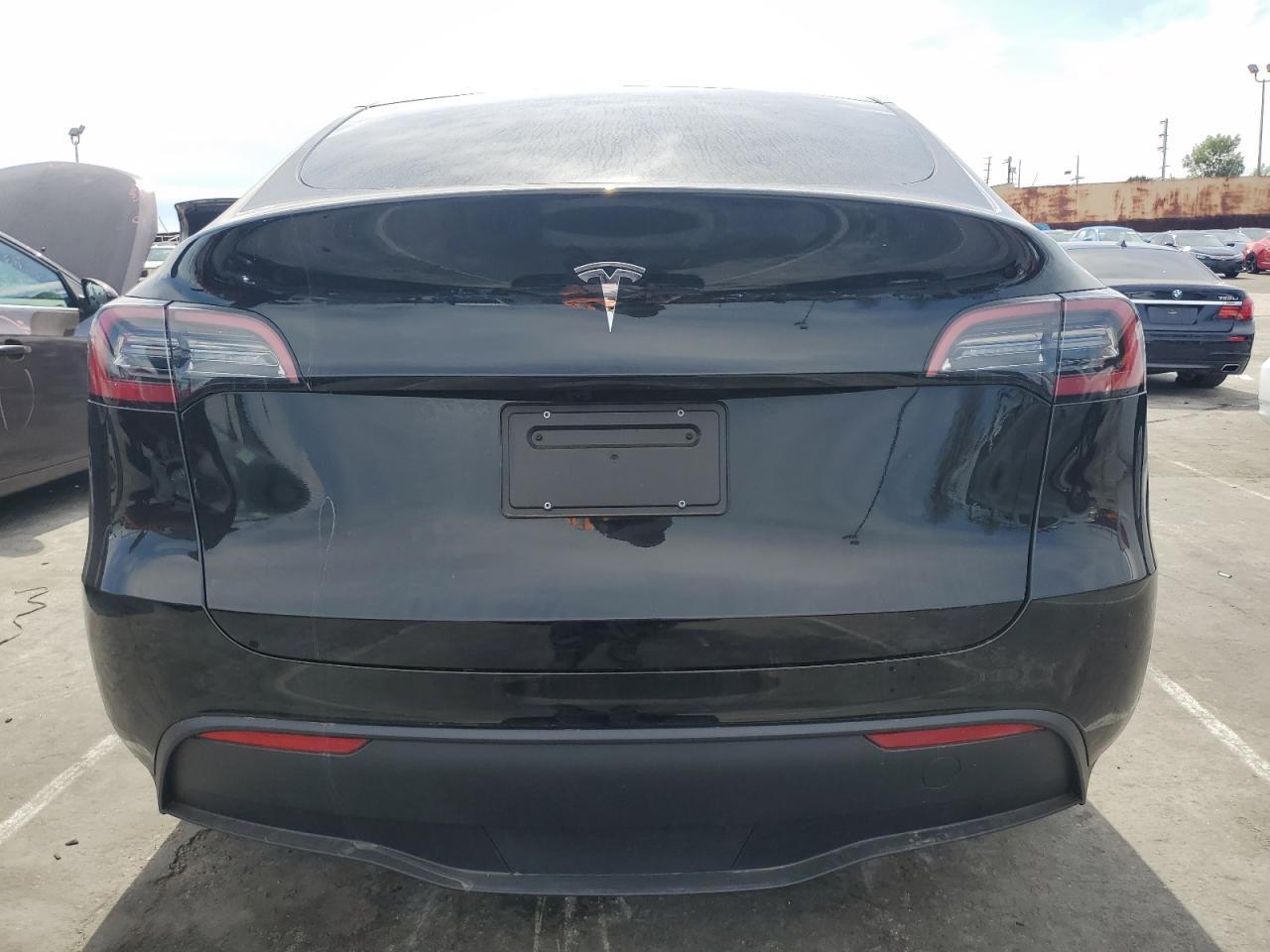 2023 TESLA MODEL Y - Image 6