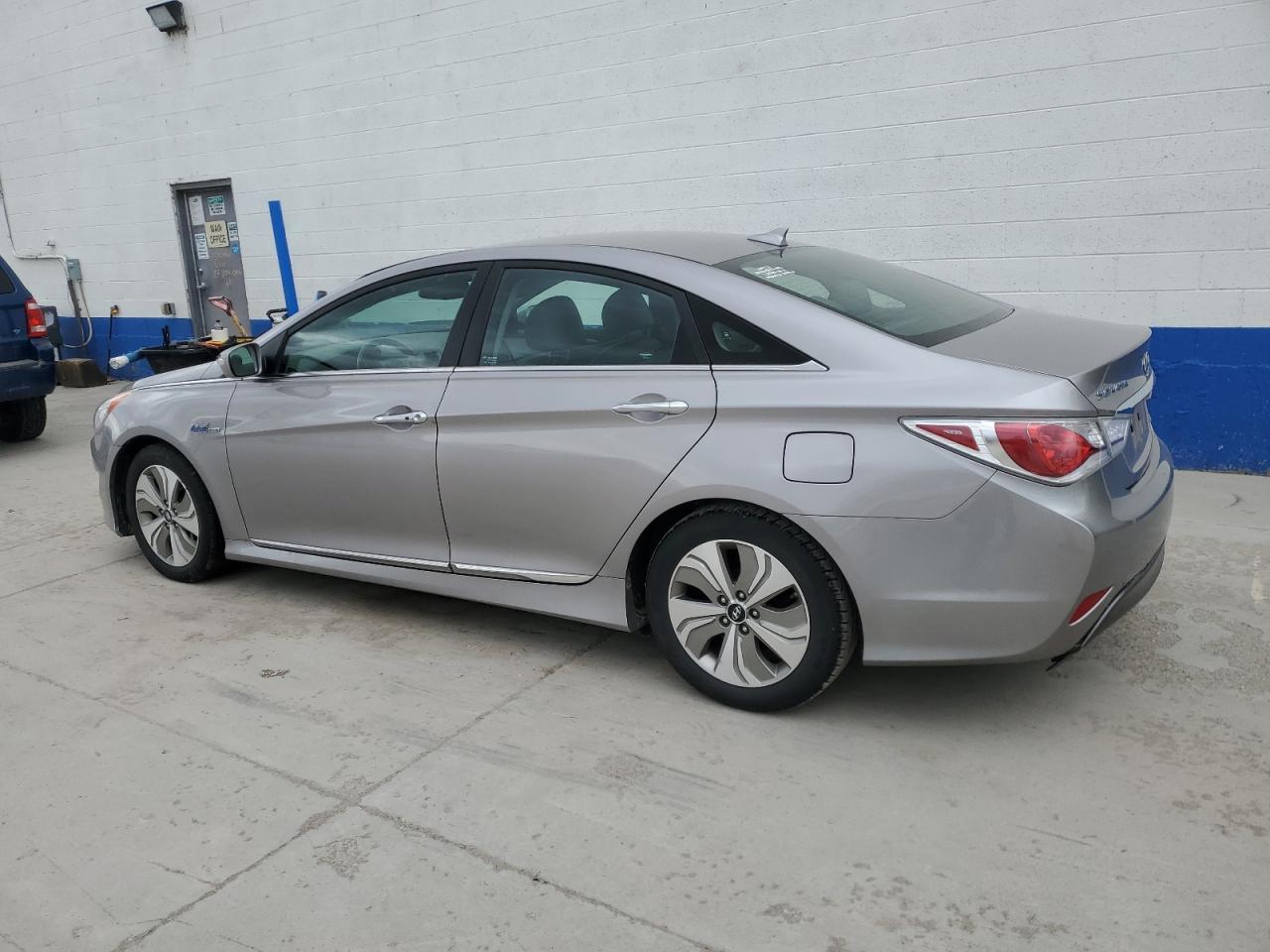 2013 HYUNDAI SONATA HYB - Фото 2