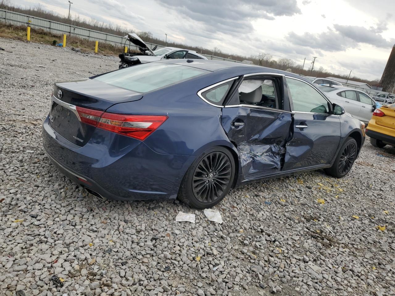2016 TOYOTA AVALON XLE - Image 3