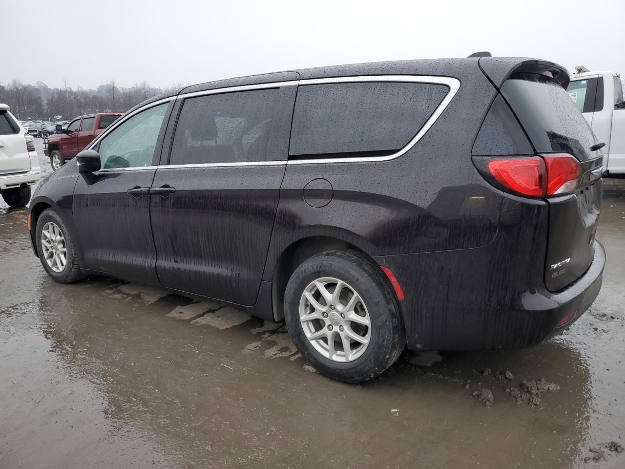 2017 CHRYSLER PACIFICA T - Image 2