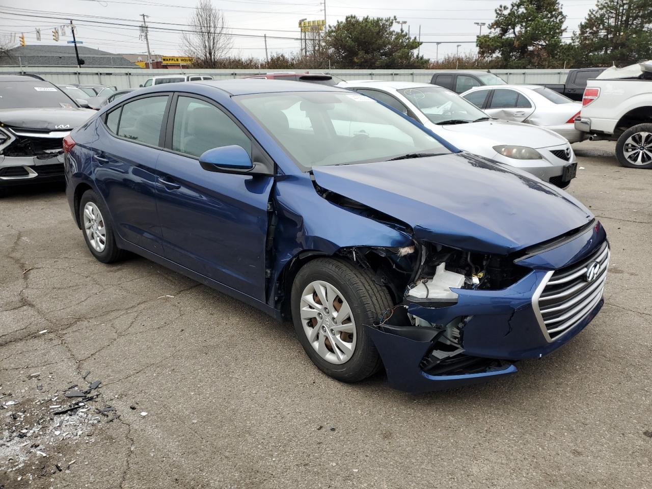 2018 HYUNDAI ELANTRA SE - Фото 4
